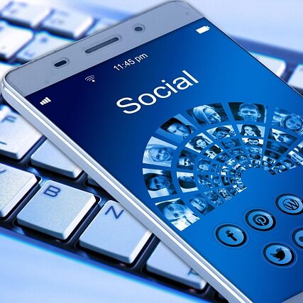 mobile phone, smartphone, keyboard, app, internet, network, social network, logo, facebook, marketing, analysis, concept, social networking, networking, social media, icon, website, multimedia, internet, facebook, marketing, marketing, social media, social media, social media, social media, social media